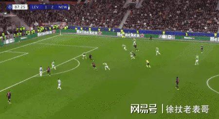 关于从尤文图斯今晨远射贴柱到本菲卡围绕国王杯扳平良机，风云突变尤文图斯国际比赛日强势反弹的信息雷速体育平台